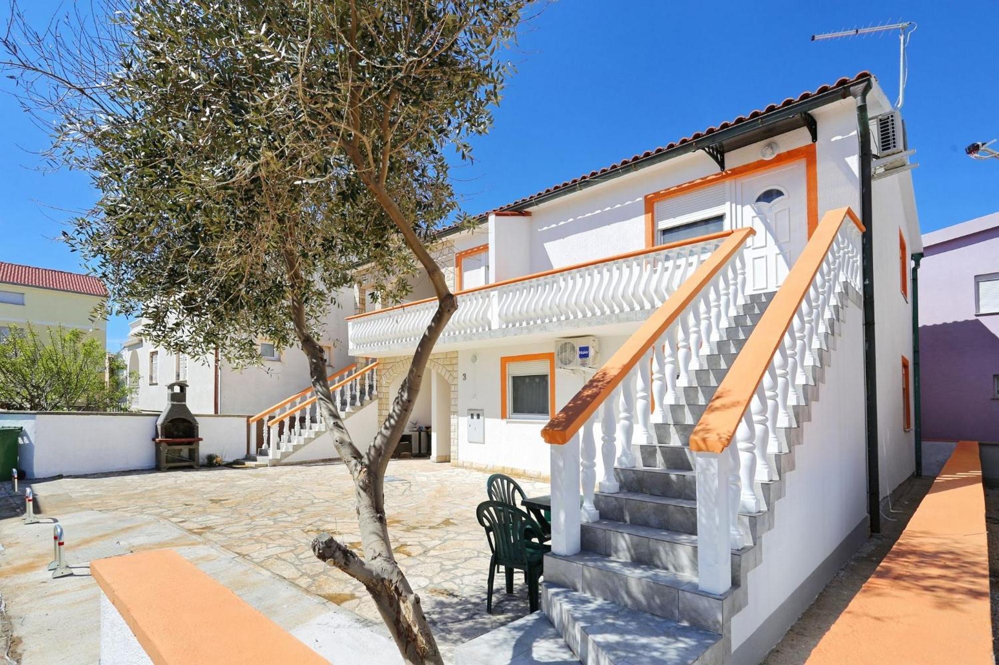 Apartments Marino Vir Bagian luar foto