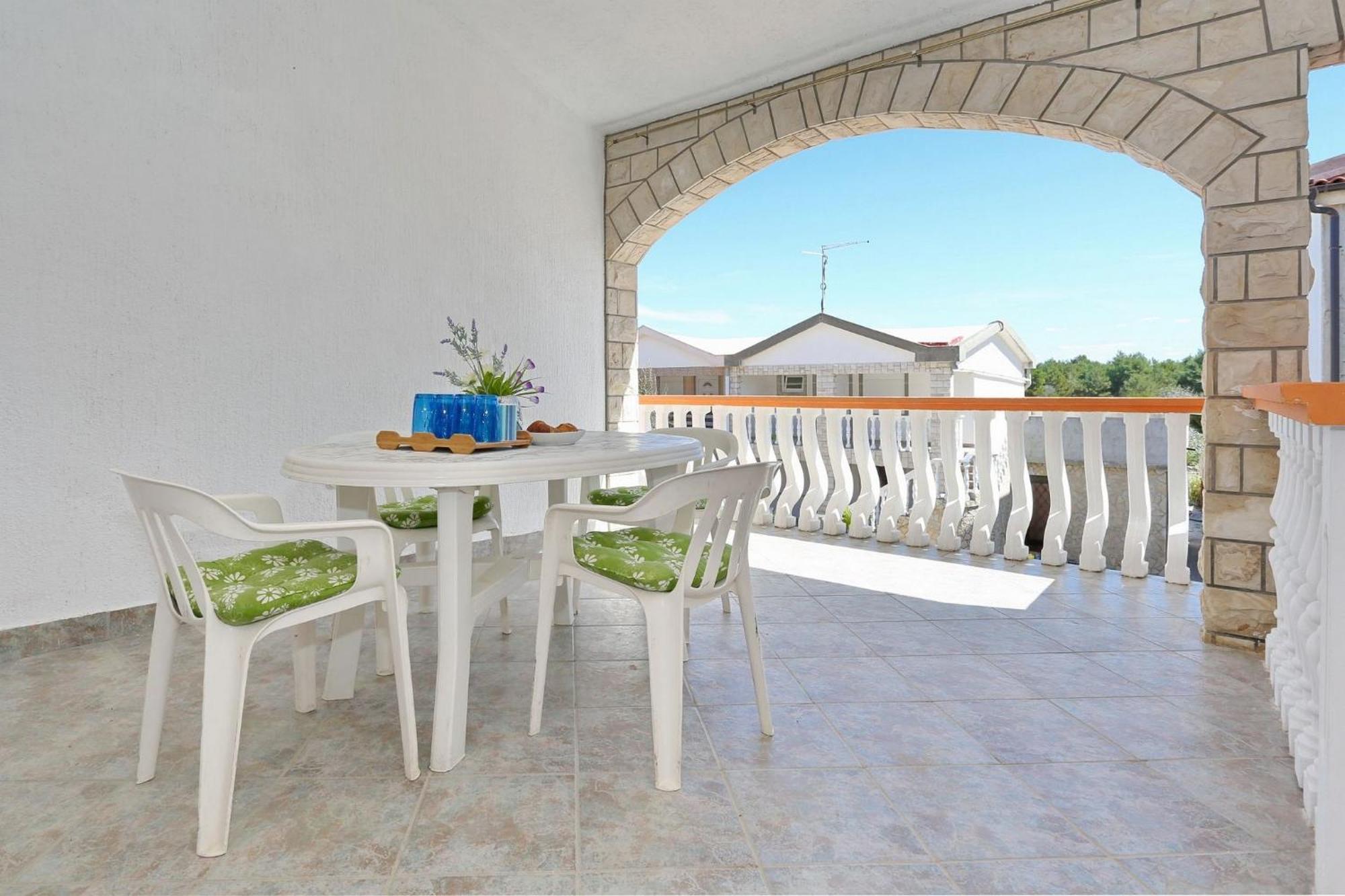 Apartments Marino Vir Bagian luar foto