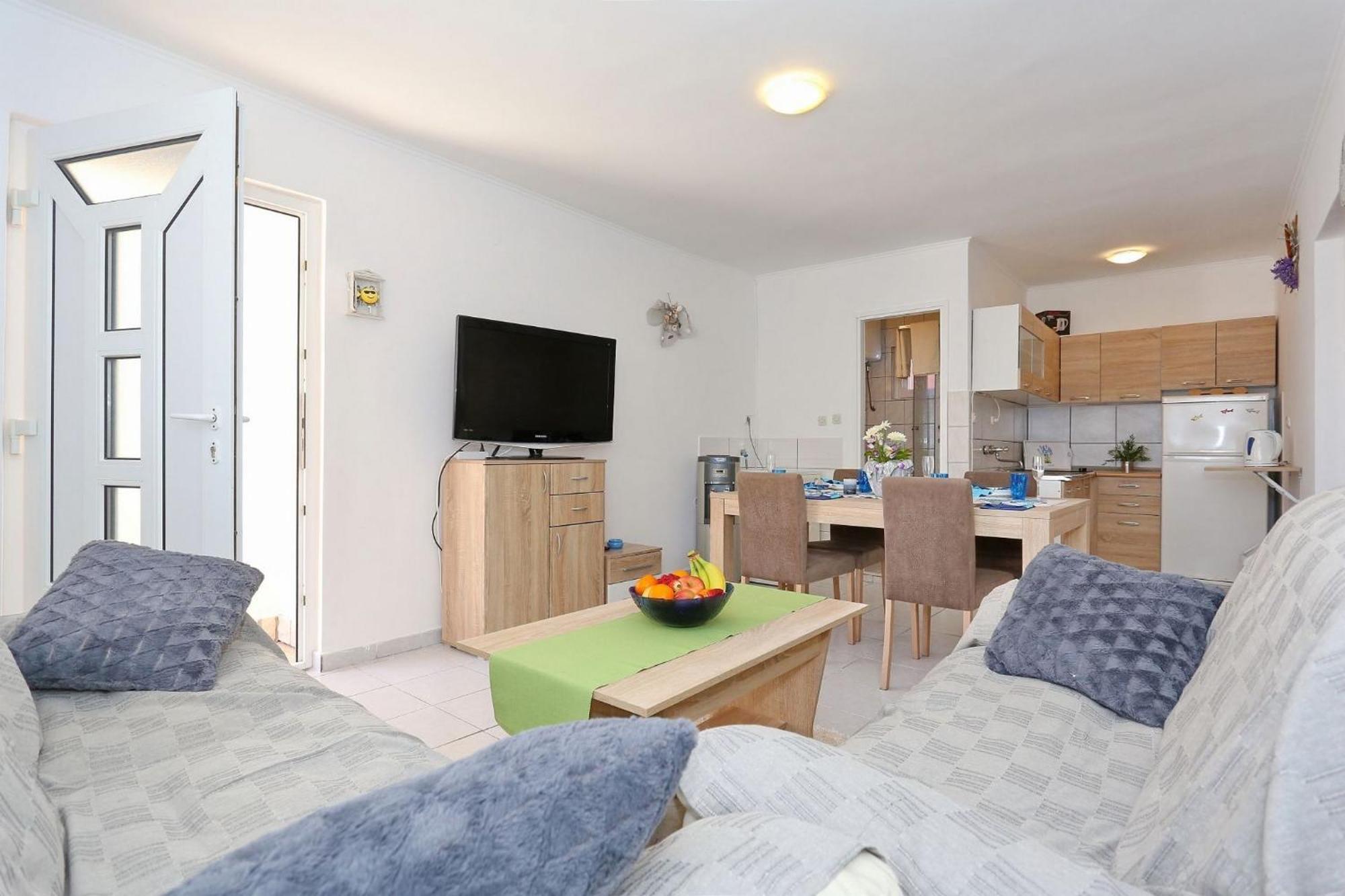 Apartments Marino Vir Bagian luar foto